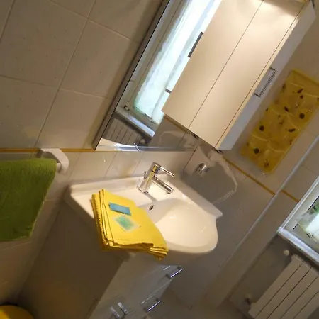 Alojamento de Acomodação e Pequeno-almoço Giulia S House