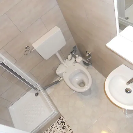 Giulia S House Alojamento de Acomodação e Pequeno-almoço *
